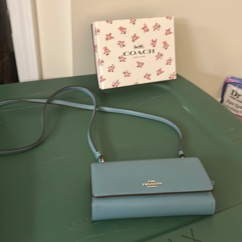 Coach wallet crossbody- BNIB